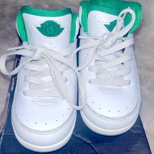 Jordan 2 “lucky green”